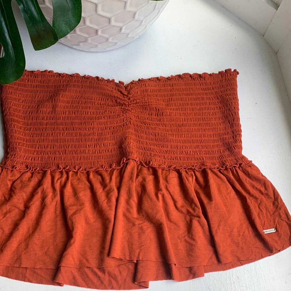 Hollister crop top